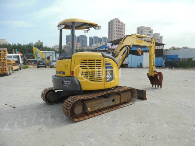 Komatsu PC40MR-3