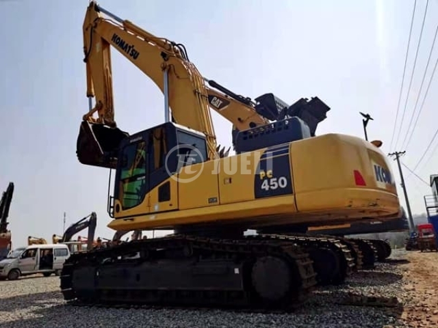 Komatsu PC450-8