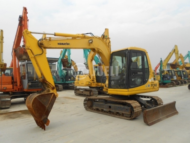 Komatsu PC60-7