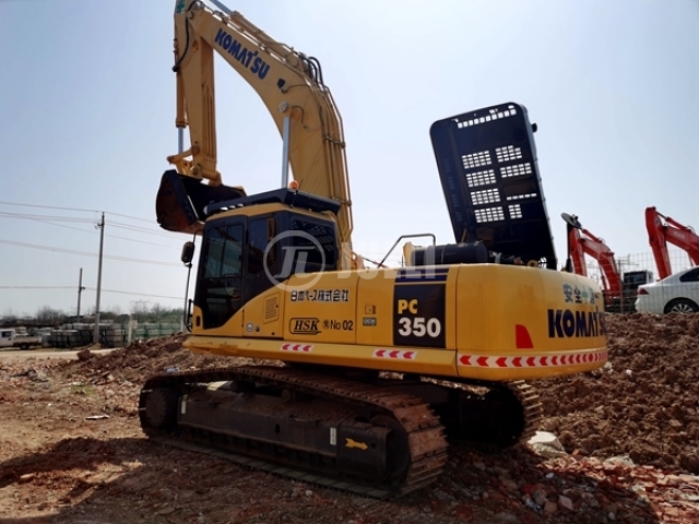 Komatsu PC350-7