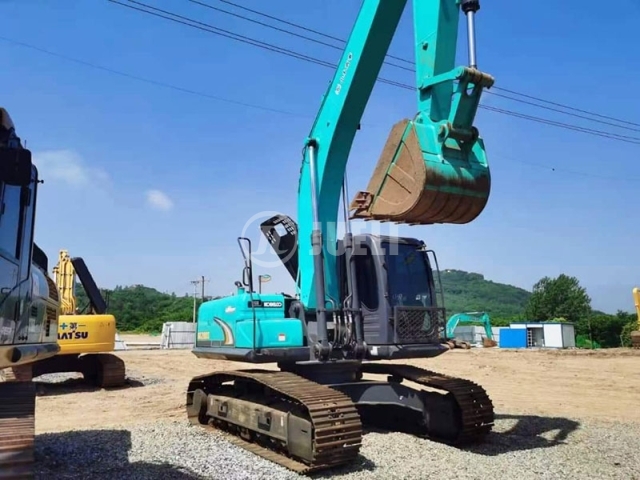 Kobelco SK200D