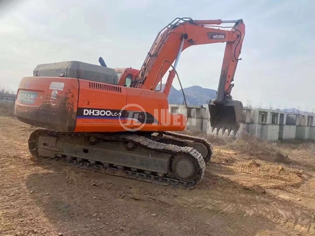 Doosan DH300-7