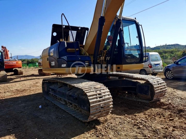 Caterpillar CAT320D