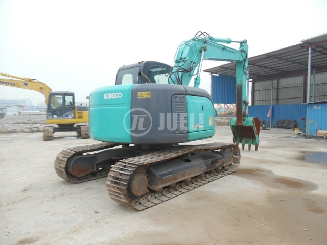 Kobelco SK135