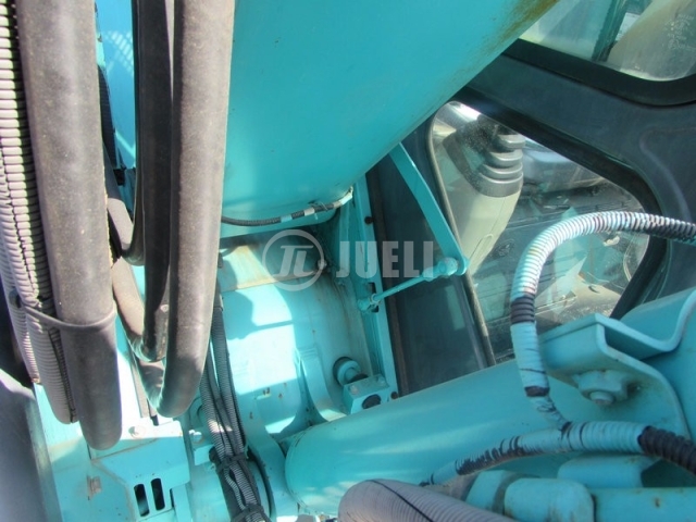 Kobelco SK75