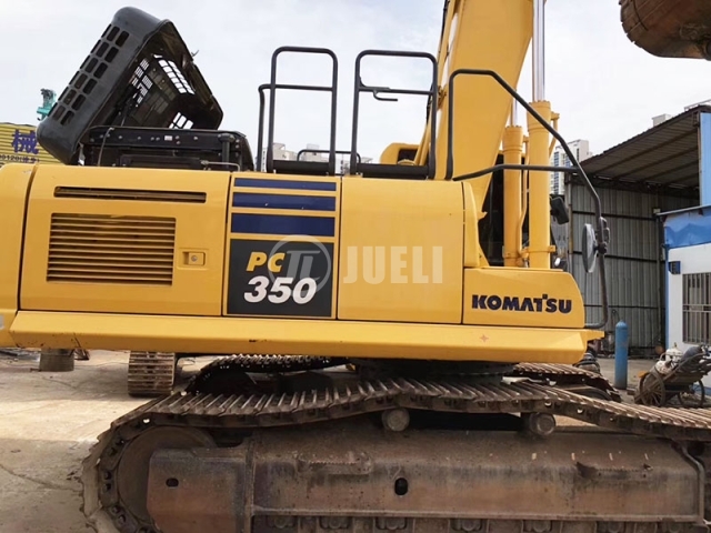 Komatsu PC350-10